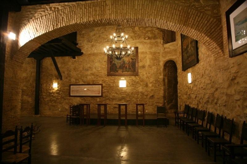 Interior-monumento-castillo-santiago