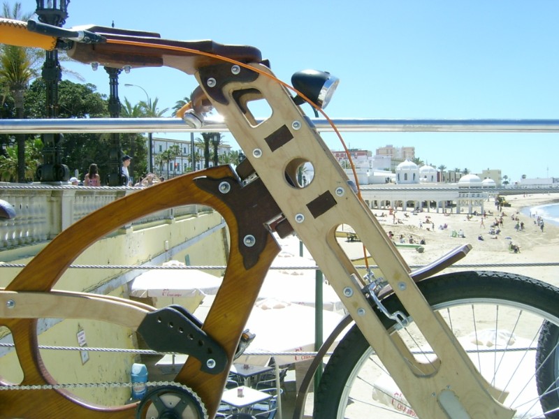 bicicleta-madera-shamrock