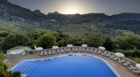 Hotel Fuerte Grazalema, relax y deporte en la Sierra de Cádiz