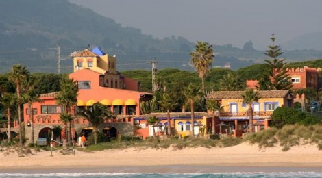 Beach Hotel Dos Mares, dormir en plena playa de los Lances, Tarifa