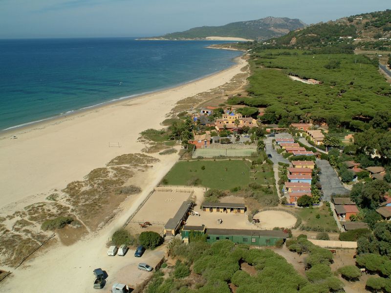 beach-hotel-dos-mares-ubicacion