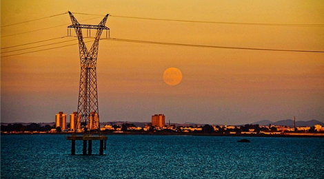 La superluna en Cadiz, España 2014
